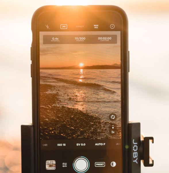 Pro Camera by Moment app